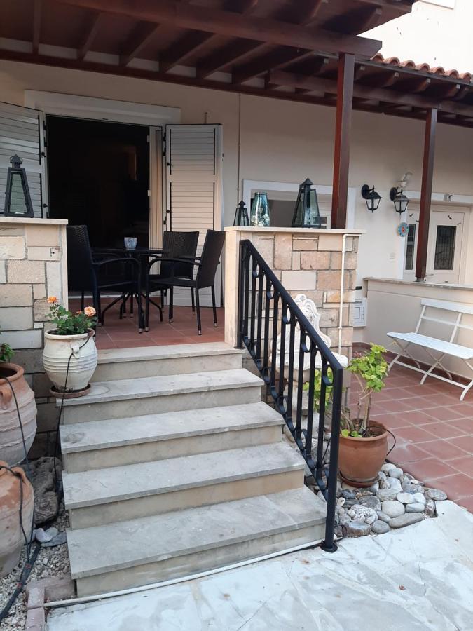 Limnaria Deluxe Maisonette Paphos